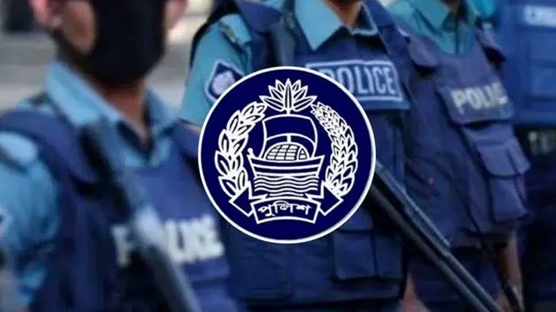 পুলিশের এক ডিআইজি ও চার এসপি আ ট ক