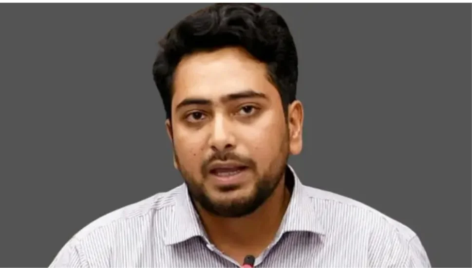 রাষ্ট্রপতিকে কারা সরাতে দেয়নি জানালেন উপদেষ্টা নাহিদ