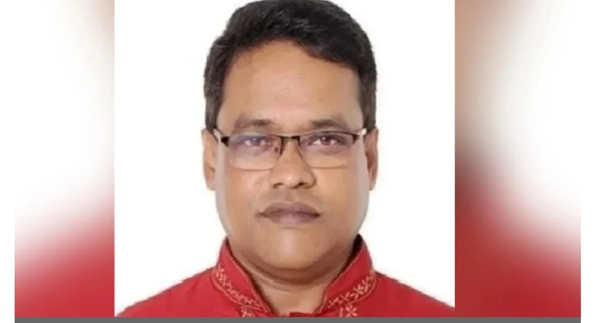 বিমানবন্দর থেকে পৌর আ. লীগের সভাপতি গ্রেপ্তার