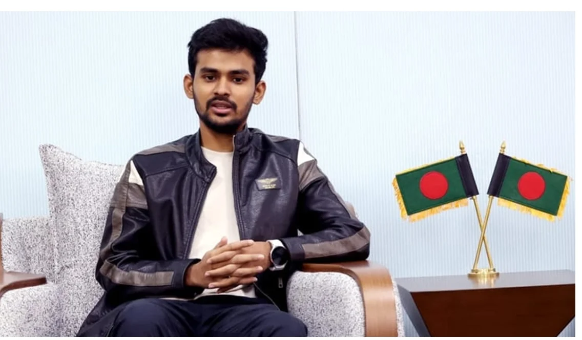 আগে স্থানীয় নির্বাচন হওয়া উচিত: উপদেষ্টা আসিফ