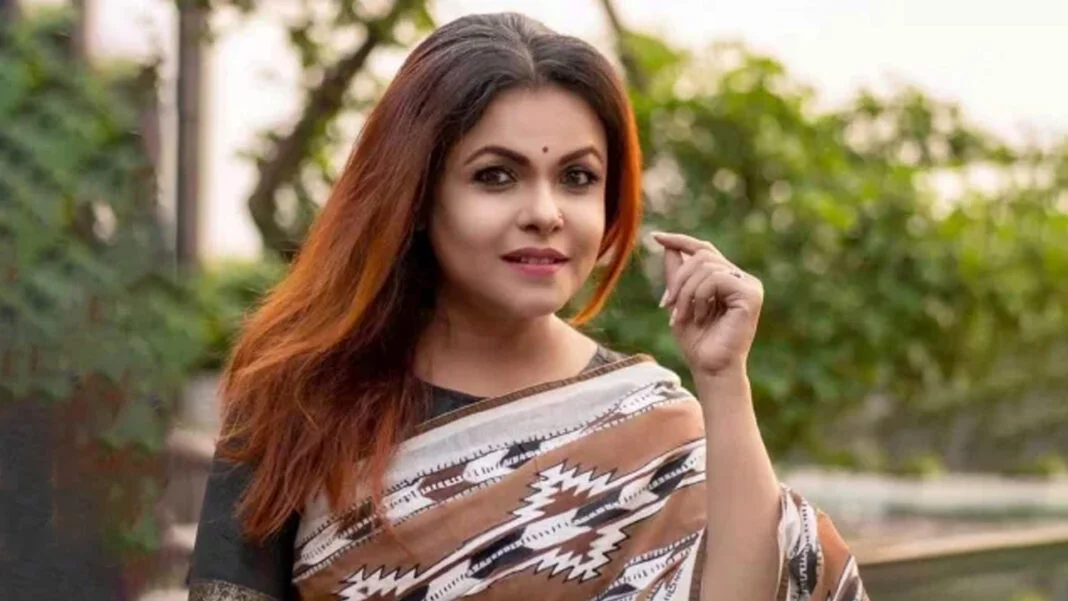 ছাত্র-জনতাকে তাচ্ছিল্য করে আবারো পোস্ট দিলেন শাওন