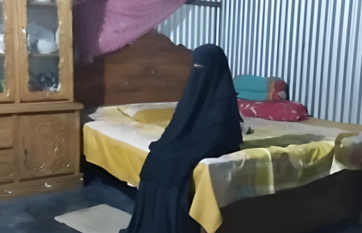 ইমামের খাটের নিচে কিশোরী​​​​​​​, এলাকাজুড়ে তুলকালাম