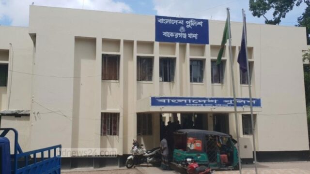 গভীর রাতে গৃহবধূর চিৎকার শুনে ছুটে যায় প্রতিবেশীরা, এরপর যা দেখা গেল