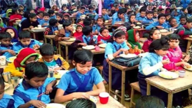 আগামী মাস থেকে ৩৩ লাখ শিশু পাবে দুপুরের খাবার